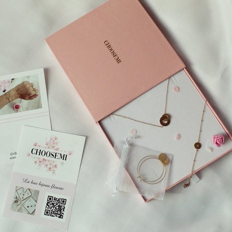 Comment commander une box bijoux en ligne ?